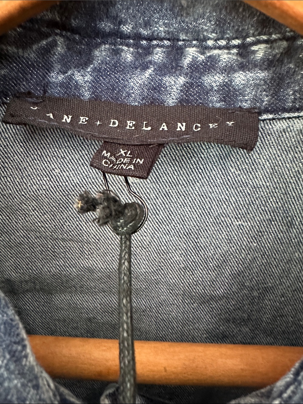 Jane + Delancey Acid Wash Denim Western Snap Shacket Shirt XL - Picture 2 of 7